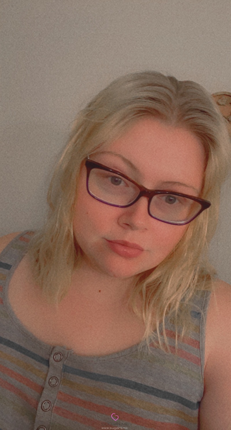 QueenSarah Picture