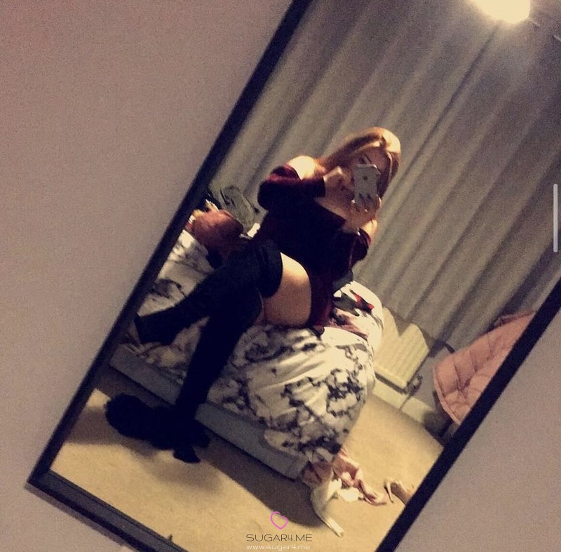 HollyLucyBabyX Picture