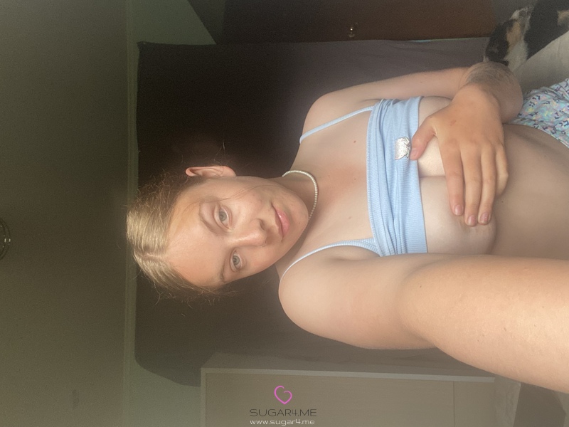 Emmaloux Picture